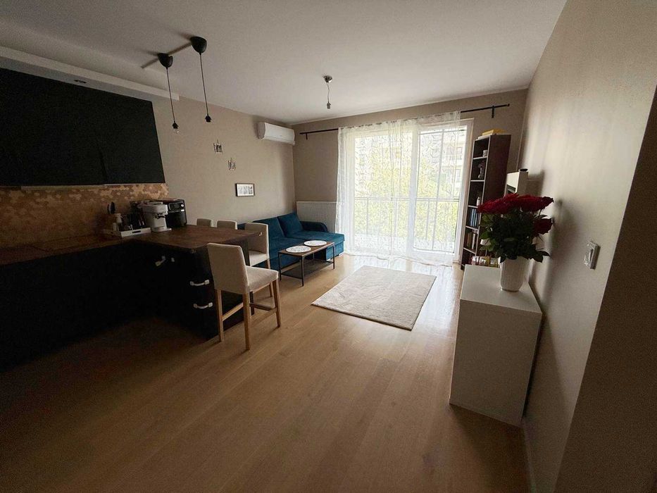 Nowoczesne 2 pokoje z balkonem blisko metra