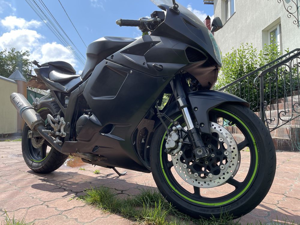 Hyosung GT250R 2012