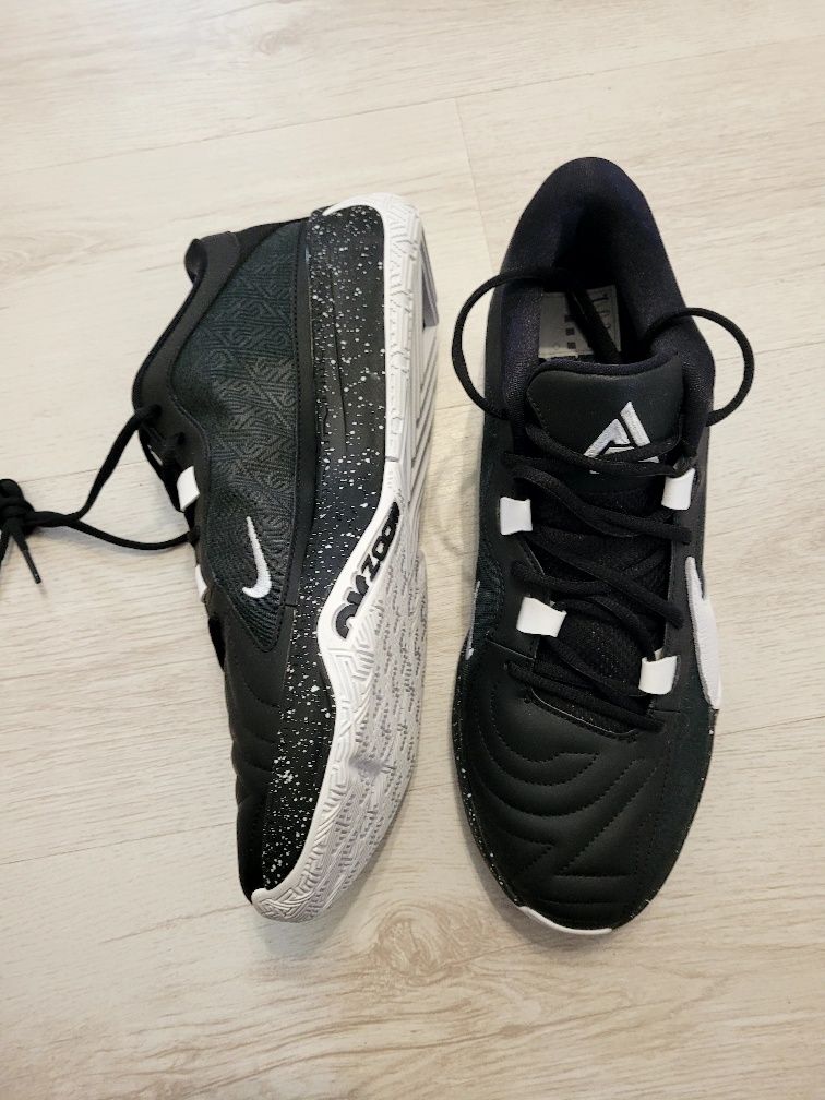 Кроссовки NIKE FREAK 5 нові original