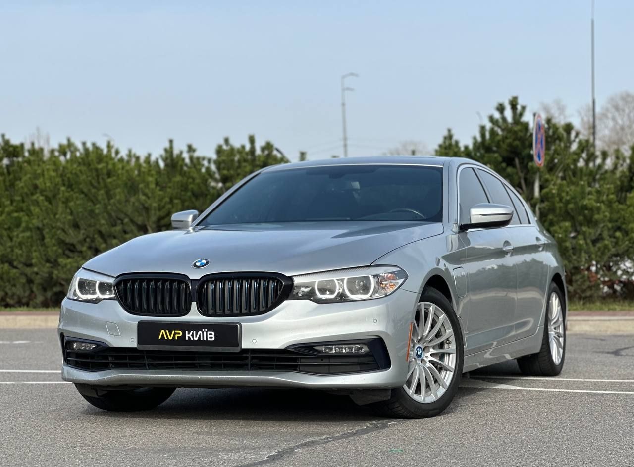 BMW 530e 2017,2.0 plug-in hybrid, задній привід, 91т.км.