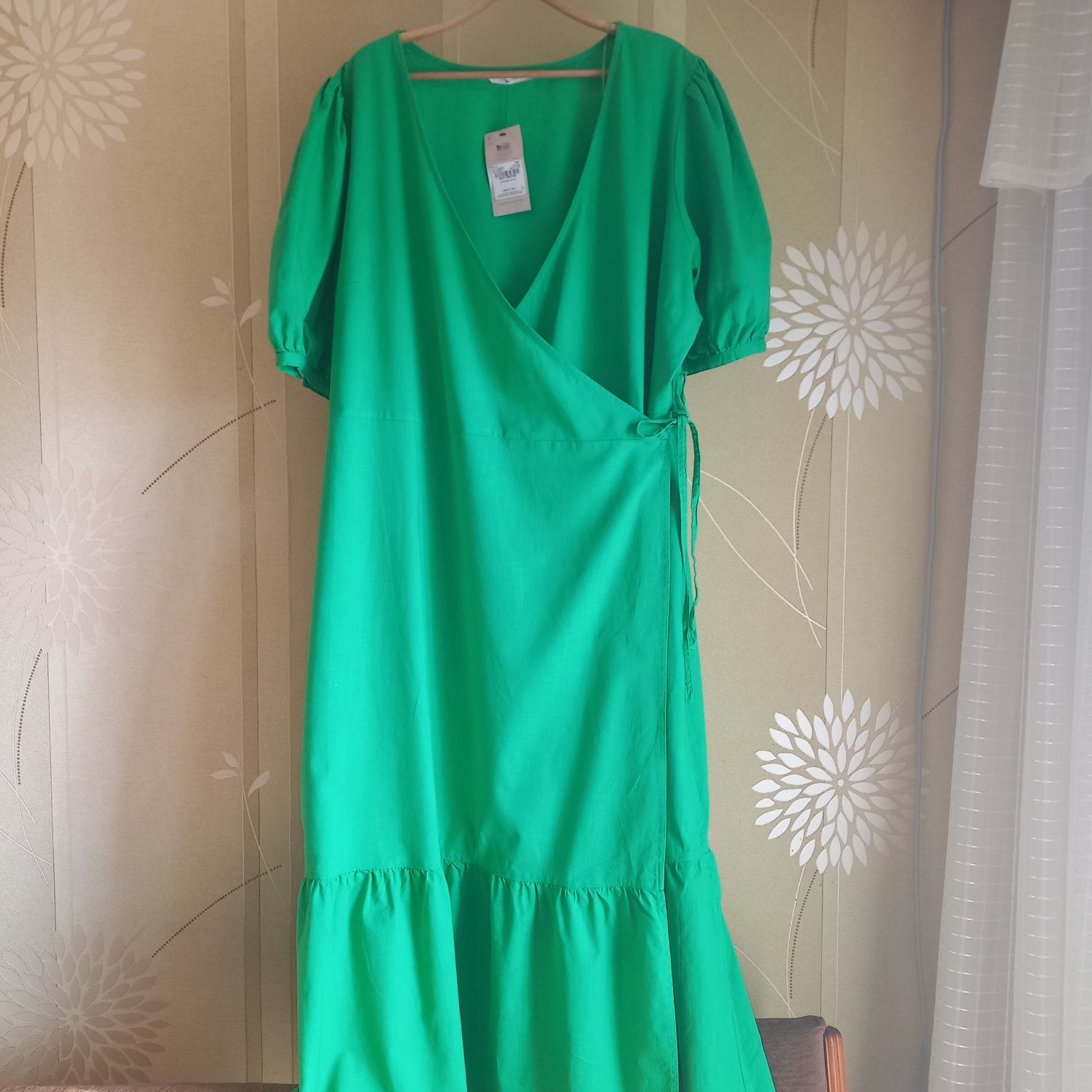 нова сукня зелена р.20 платье