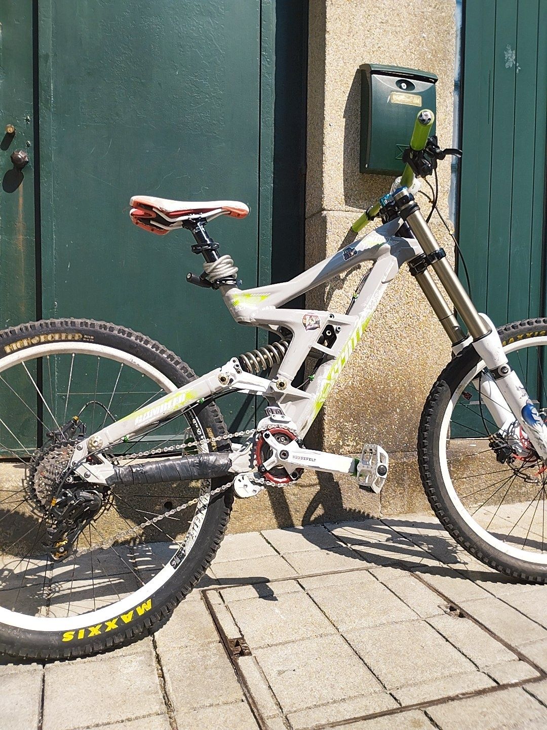 Scott gambler fr20, vendo bicicleta de downhill/btt