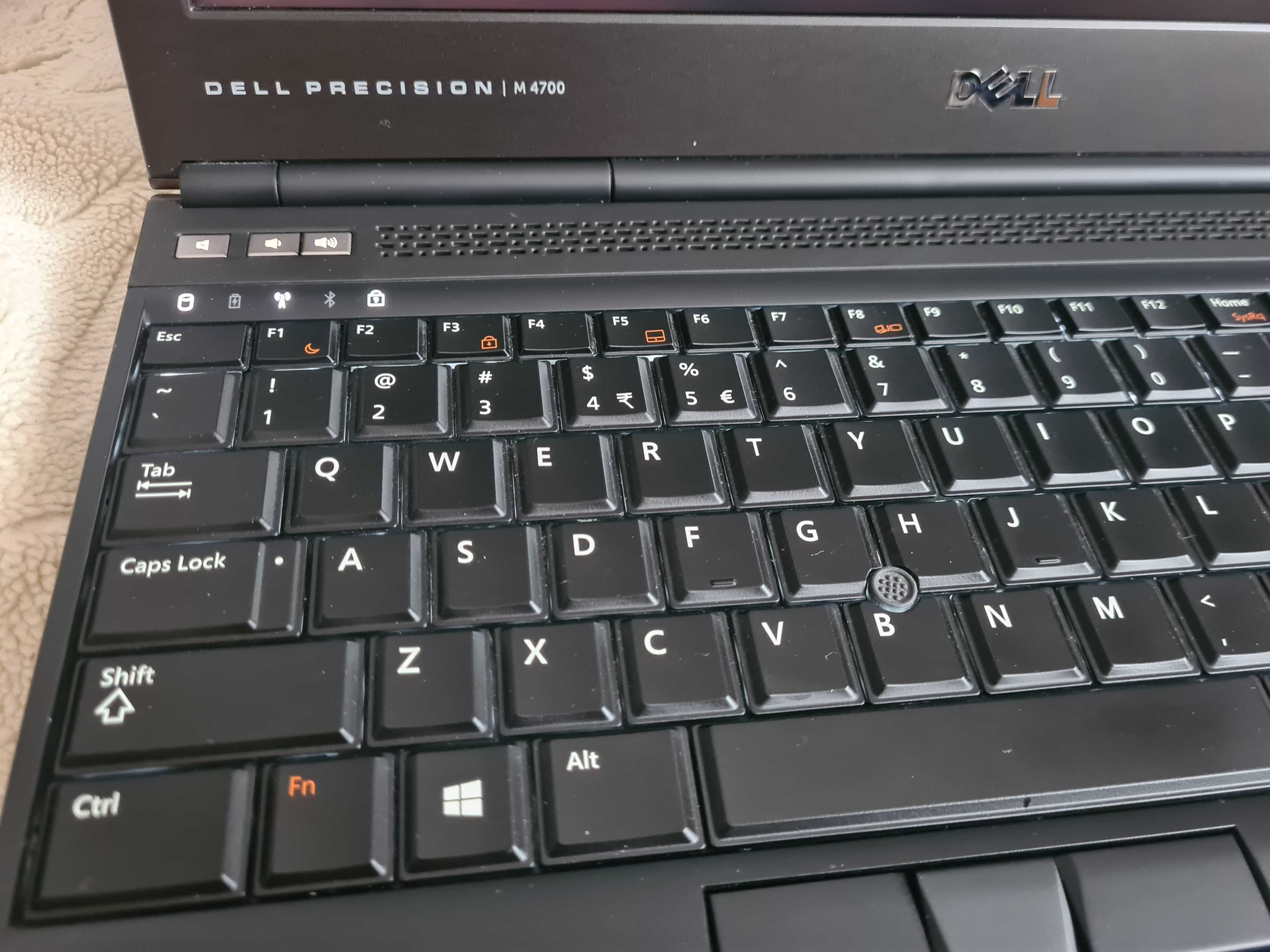 DELL M4700 + stacja dokująca