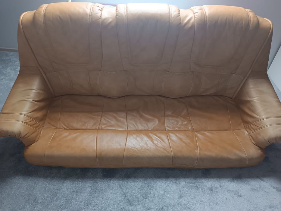 Sprzedam komplet wypoczynkowy skórzany plus gratisy