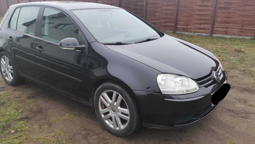 Golf 5 w dobrym stanie