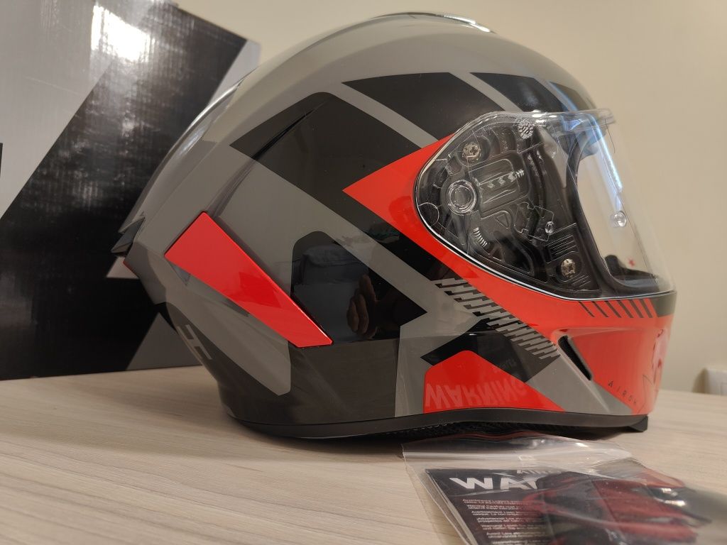 Airoh Spark, мото шолом, шлем, shoei, agv, hjc, icon, nolan, schuberth