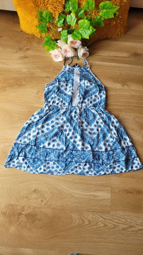 Sukienka letnia na ramiączka boho New Look biała niebieska krótka mini