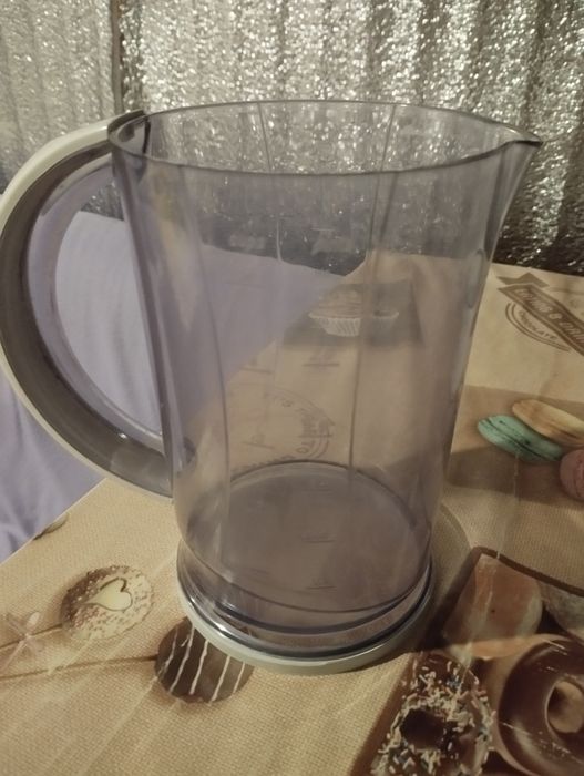 продам чашу и венчик от блендера