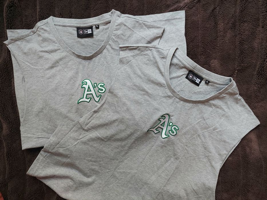 Майка фірми new era champion біговая для зала оригінал 

Размер: XL

З