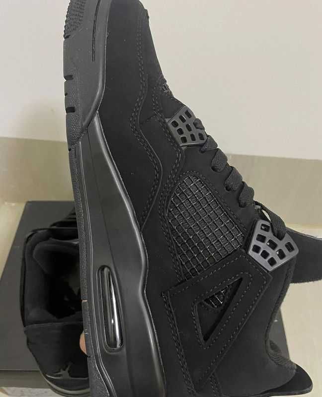 Trampki/Jordan.4/Retro/Czarny;Kot R.46