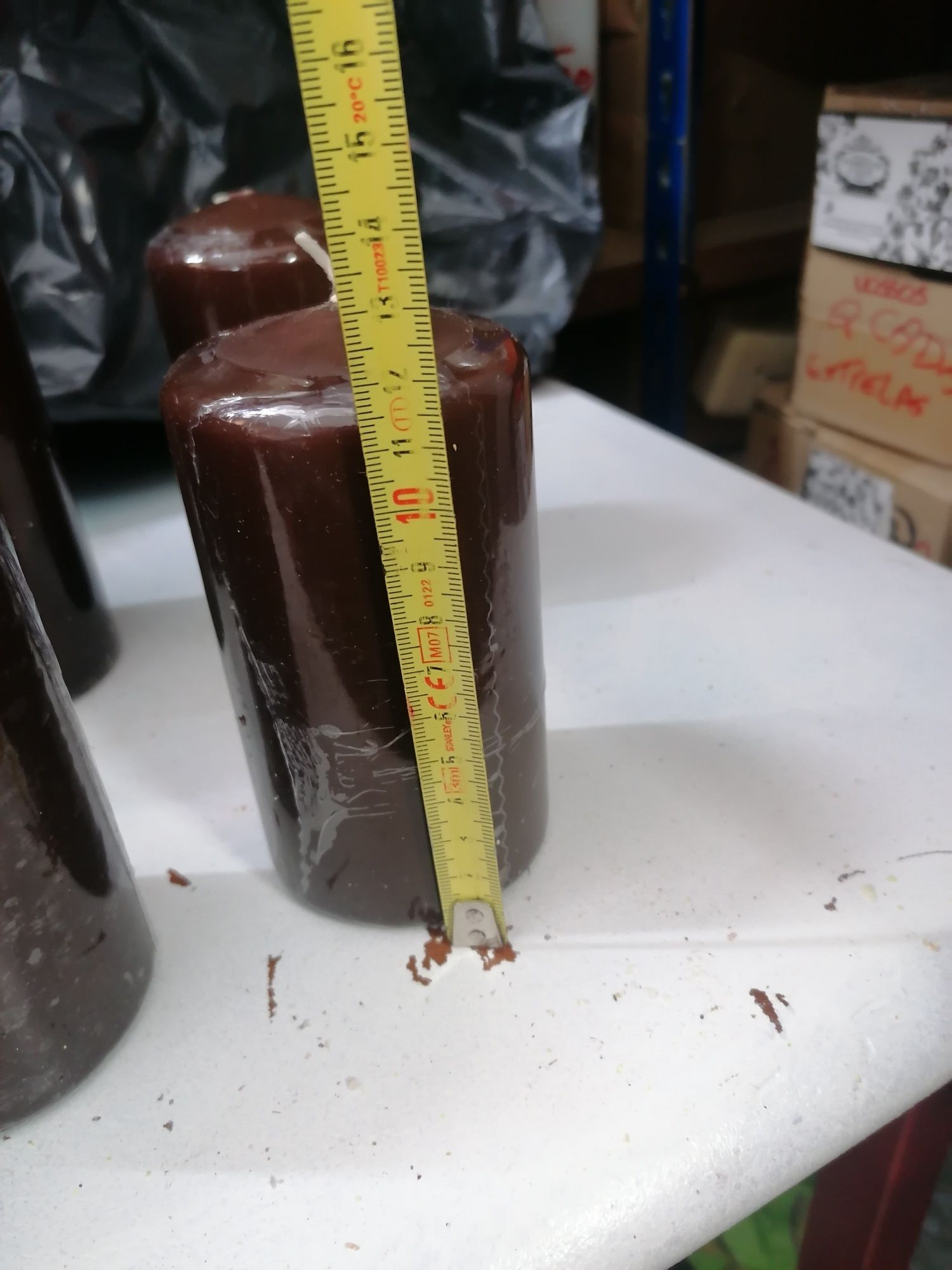 Velas novas para desocupar