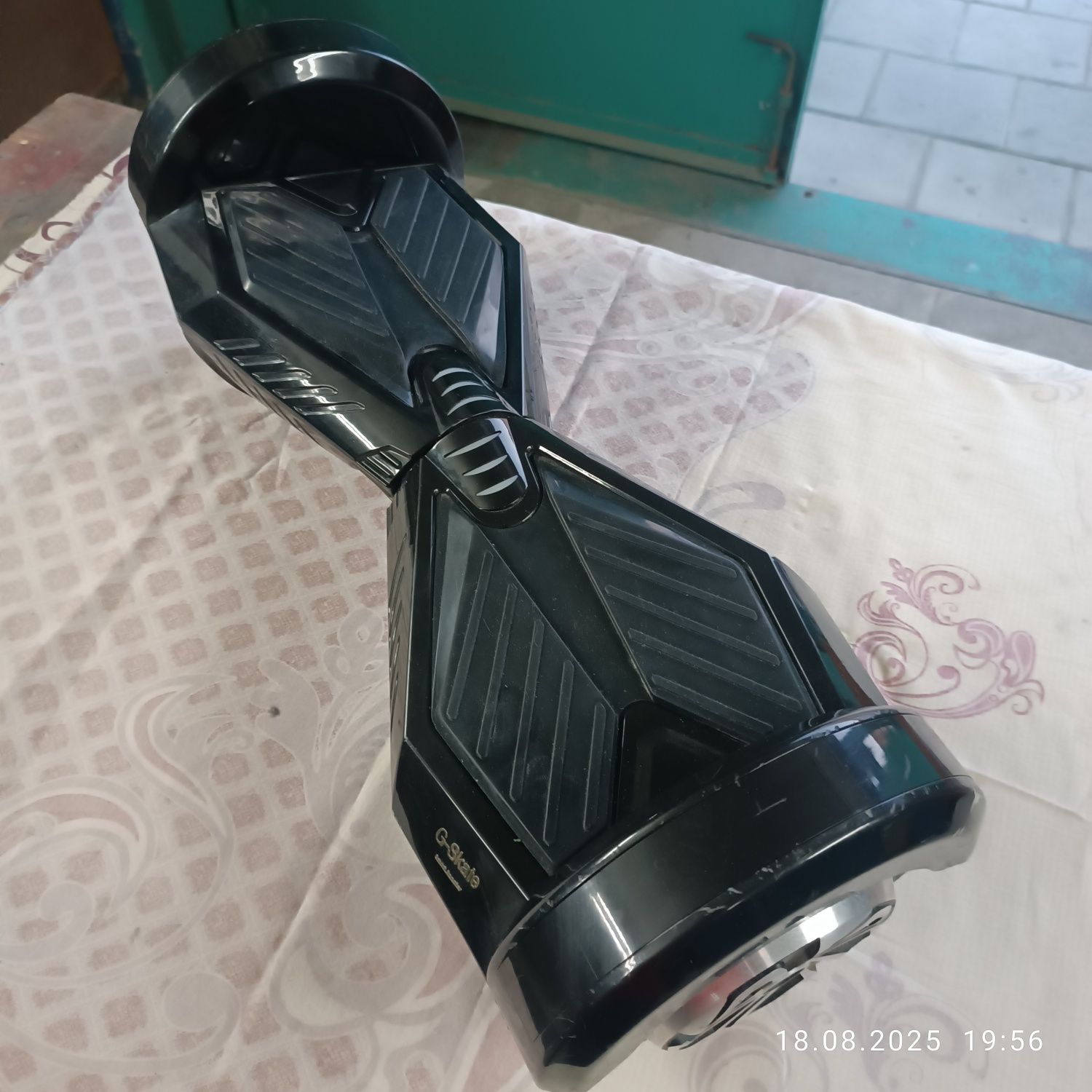 Продам гироборд бу