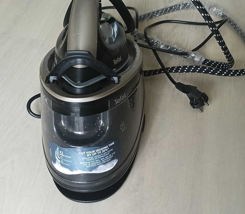 Stacja parowa żelazko Tefal
