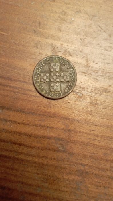 Moedas 20 centavos, Escudo português, bronze