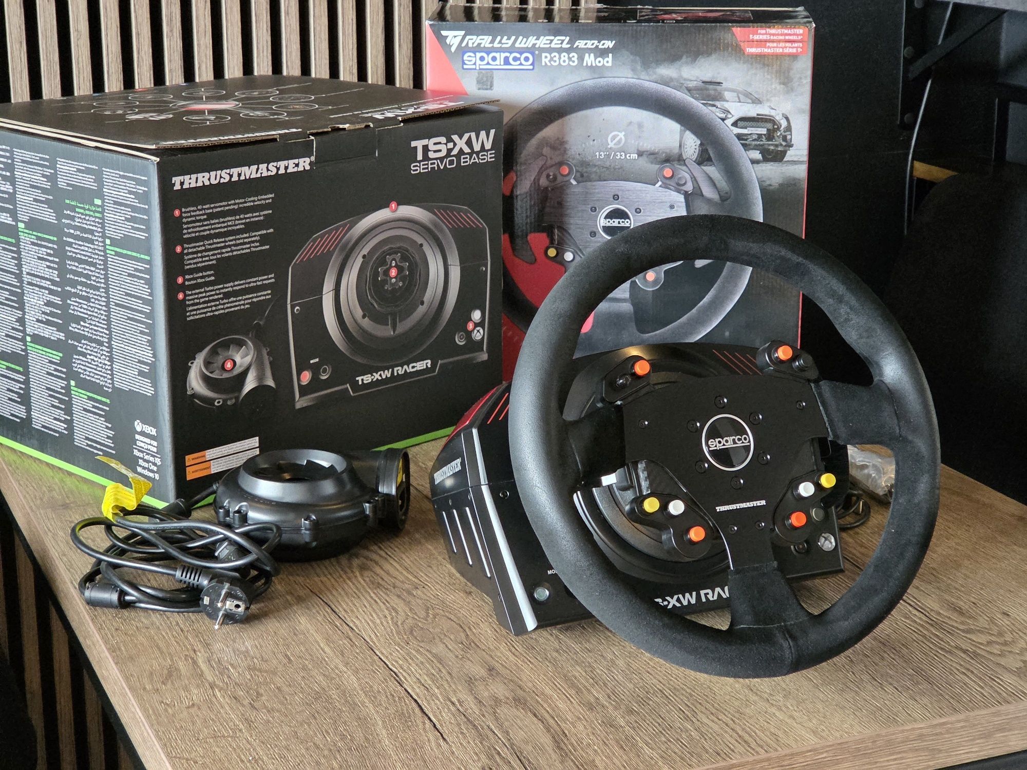 Thrustmater TS-XW Sparco R383 Serwo Trustmaster Base