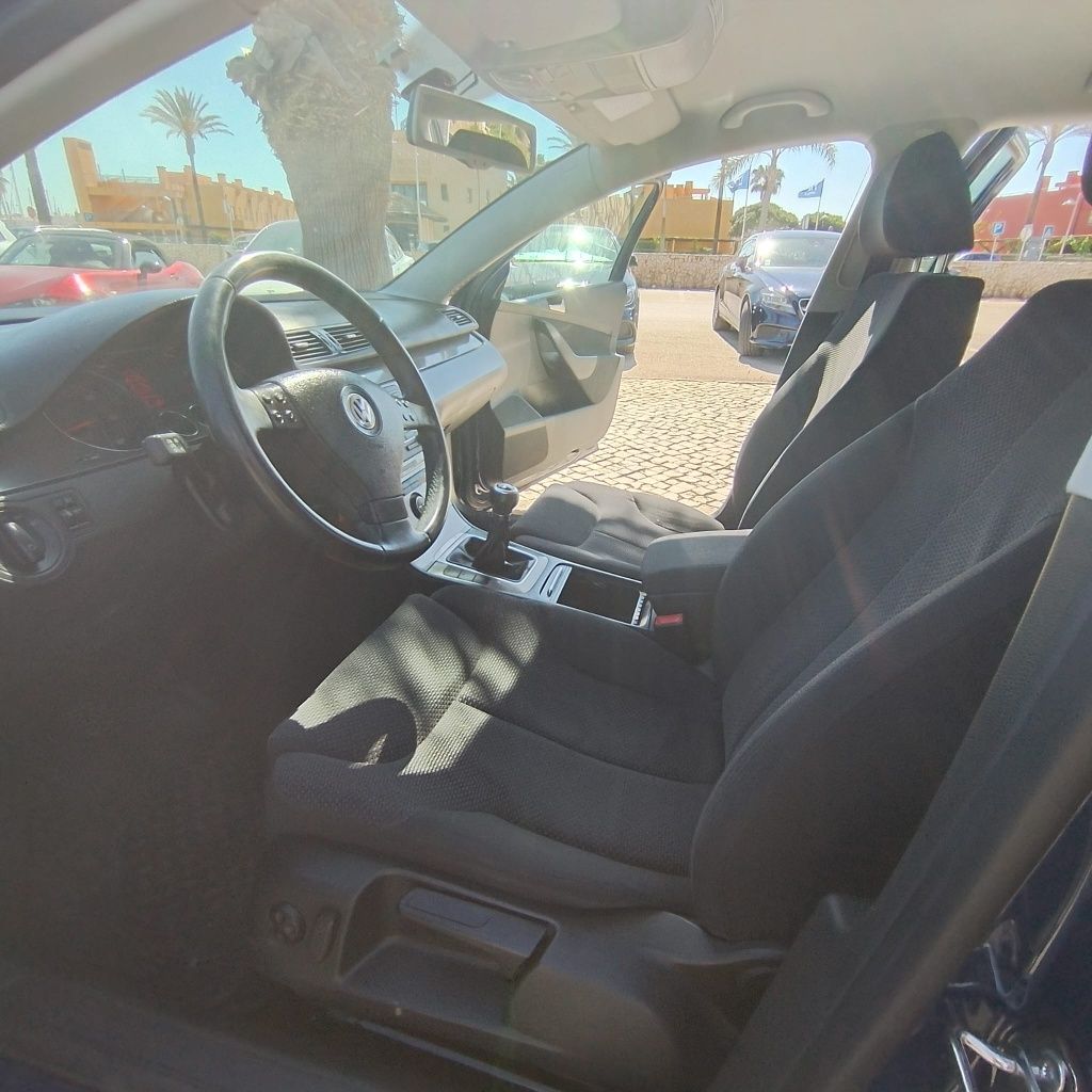 Volkswagen PASSAT Emotion Blue