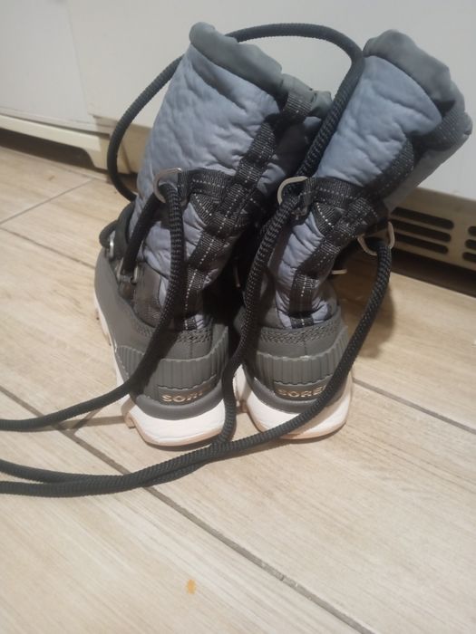Женские сапоги sorel. 39размер.