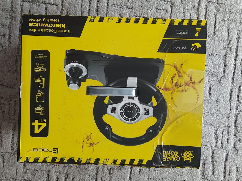 Kierownica i pedały TRACER Roadster 4 w 1 (PC/PS3/PS4/Xone)