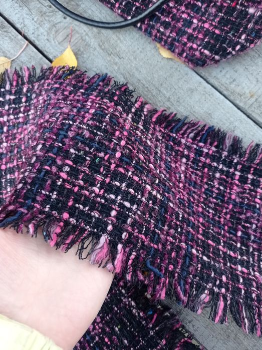 Женская сумка-сумка из твида в клетку и шарф.