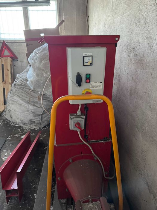 RUNI SK120 – Prasa ślimakowa do styropianu EPS (kompaktownica)