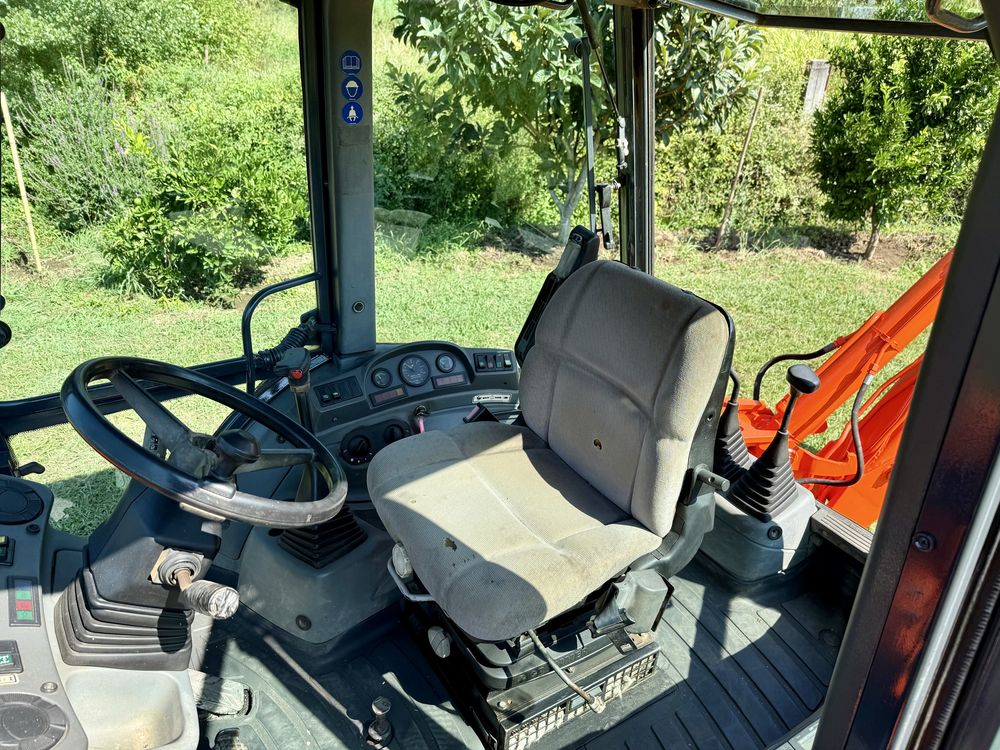 Retroescavadora Fiat Hitachi