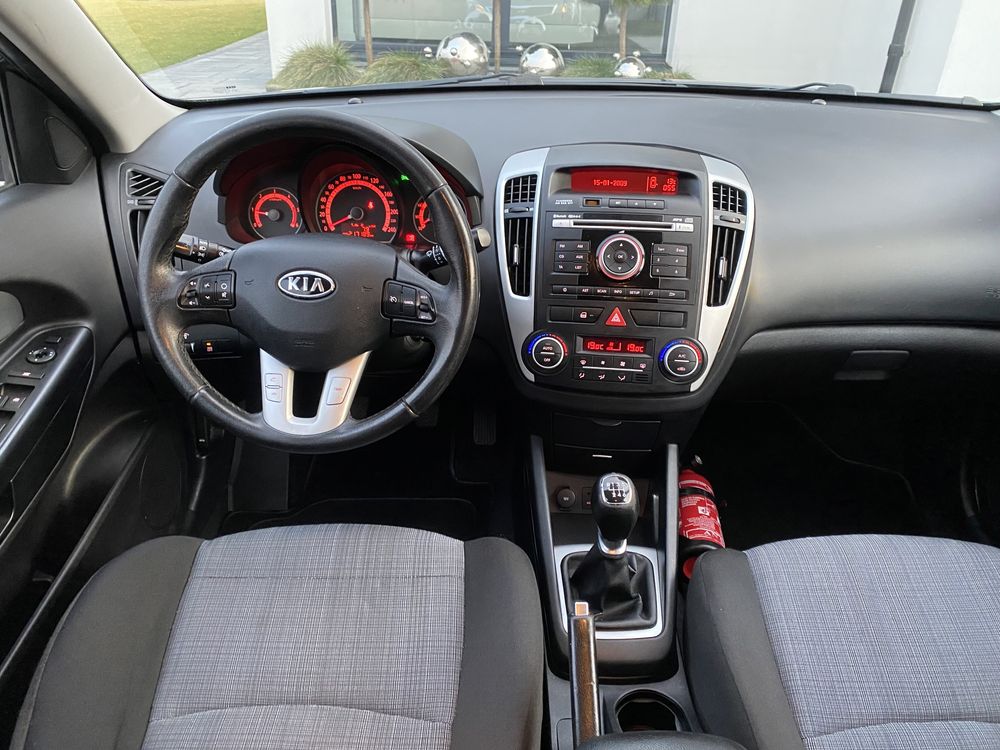 Kia Cee'd LIFT 1.6 crdi 2011r 115km i30, Bez Dwumasy, Łańcuch rozrządu