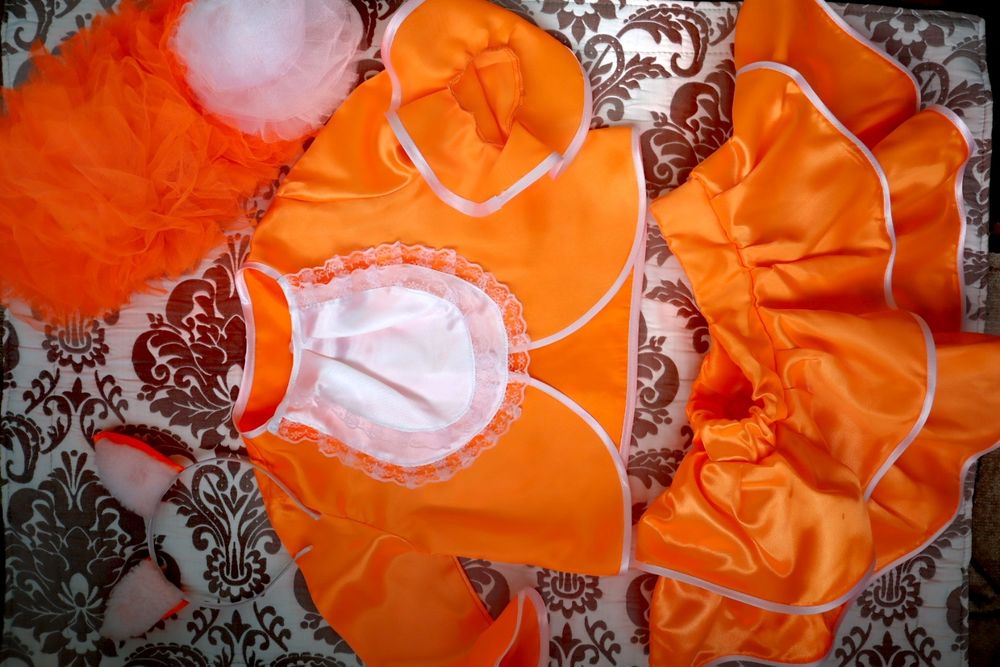 Дитячий новорічний костюм білочки, лисички на 3-5 років