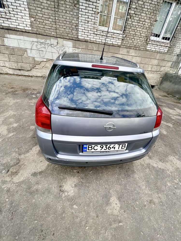 Opel Signum 2003 2.2 Бензин в хорошому доглянутому стані