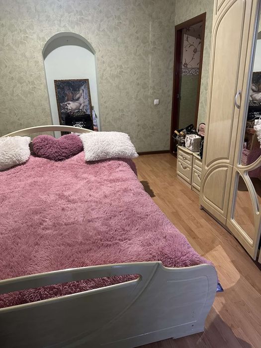 Квартира продаж 3 кімнатна