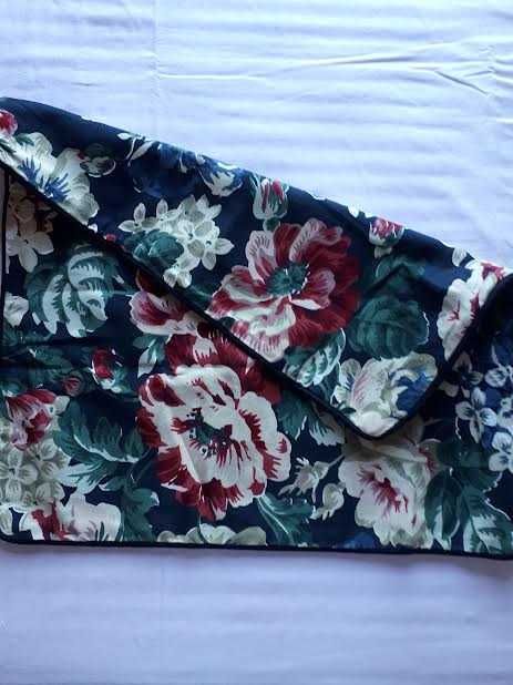 Almofada (capa) motivo floral