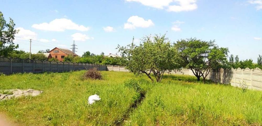 Днепр пригород 4 котеджных  участков в ряд по 15 сот, асфальт дорога.