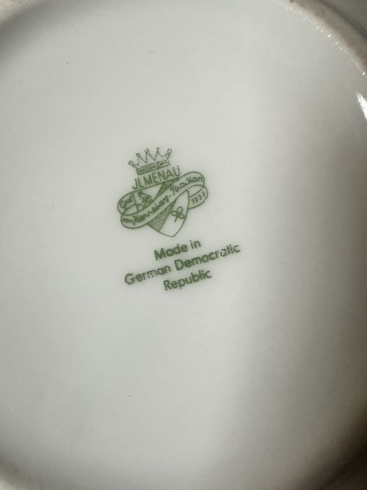 Dzbanek / mlecznik JLMENAU biały porcelana - PRL