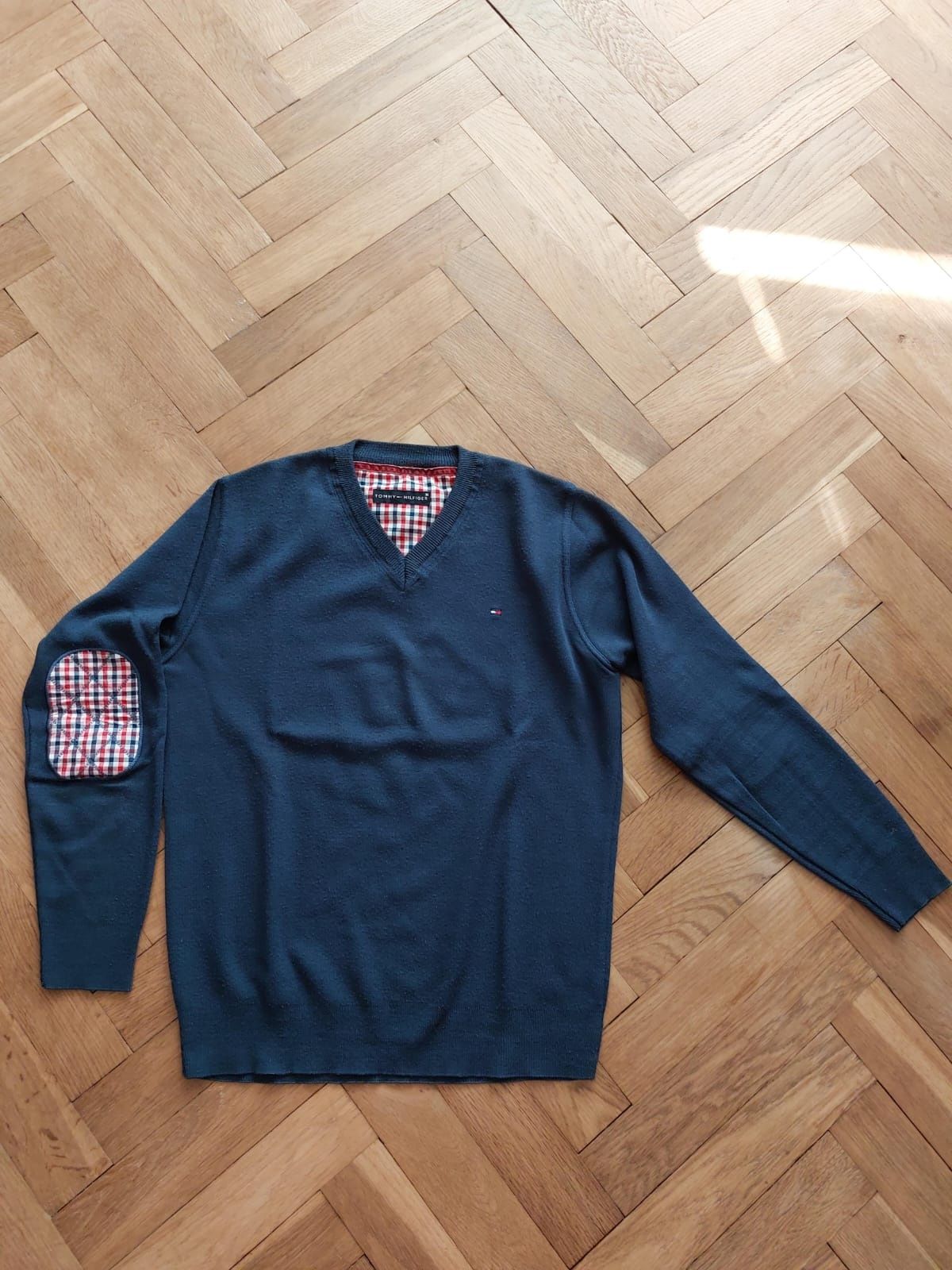 Sweterek Tommy Hilfiger M