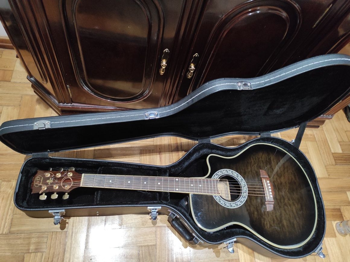 GUiTARRA Semi-Acustica+Estojo