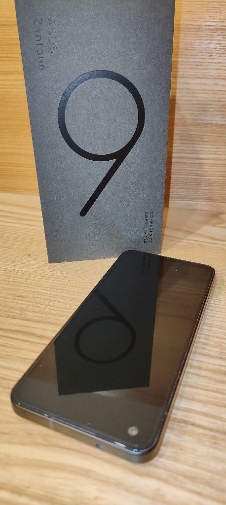Asus Zenfone 9 + GTATIS, jak iPhone Samsung galaxy