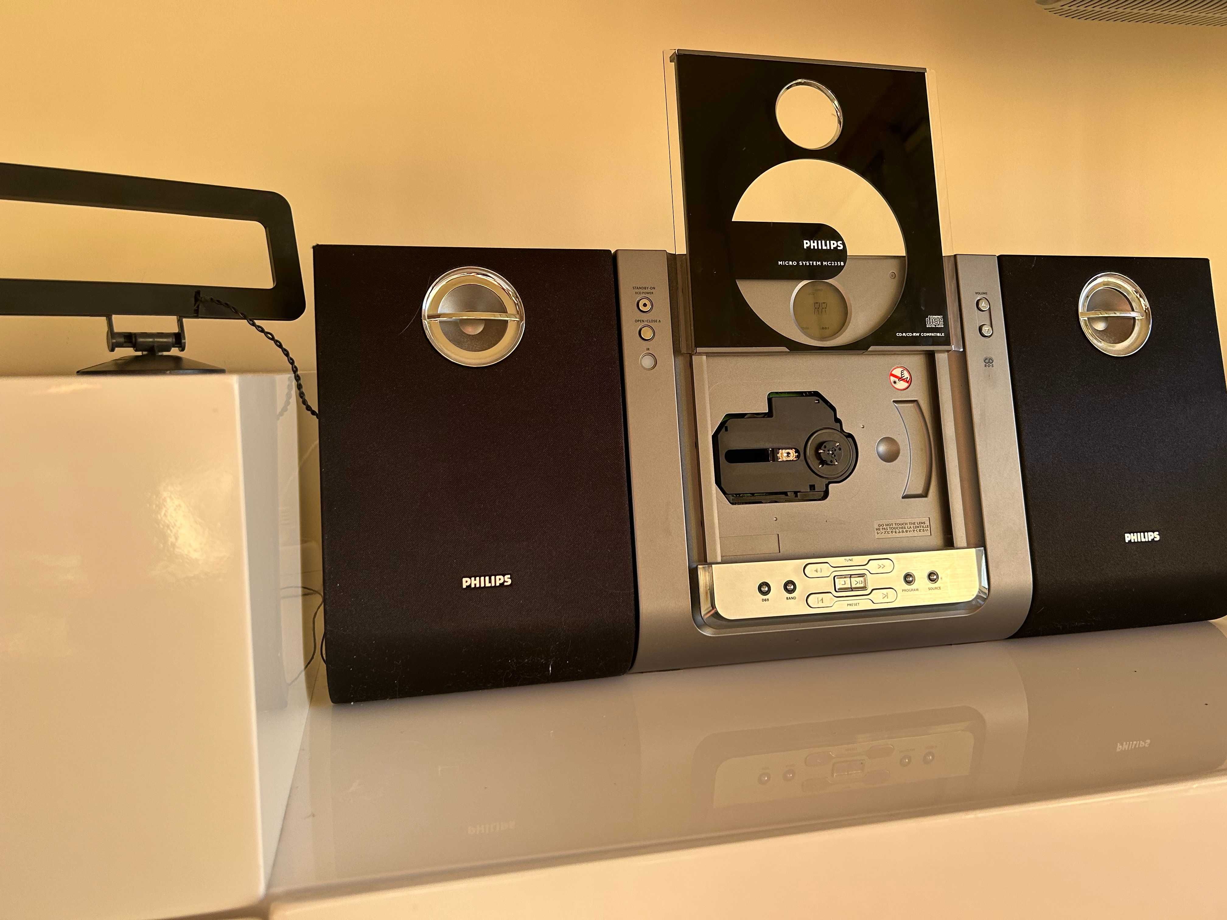 Central musical Philips MC235B/05