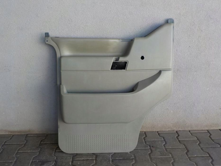VW T4 TAPICERKA BOCZEK DRZWI LEWYCH KIEROWCY KIESZEŃ