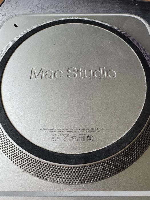 Apple Mac Studio M1 MAX 32GB RAM, 512 SDD