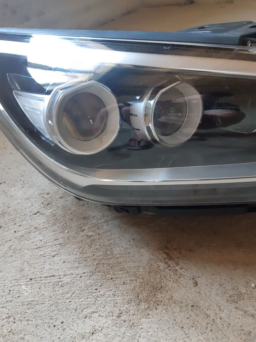 Фара правая Hyundai I30 Led 92102G4110