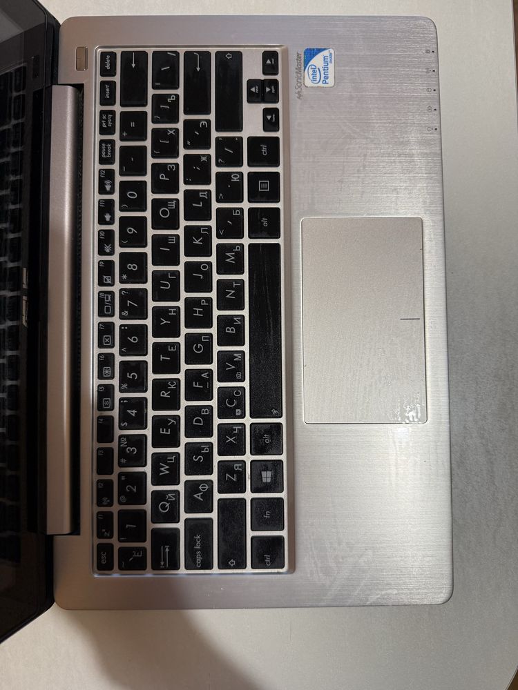 Ноутбук Asus S200E 11.6" / сенсорний!