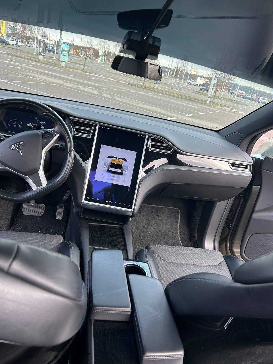 Tesla Model X 75D 2016