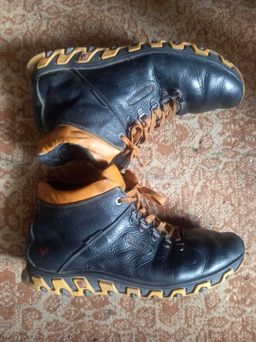 Ботінки з натуральної шкіри  Colombia демісезонно-зимові розмір 44