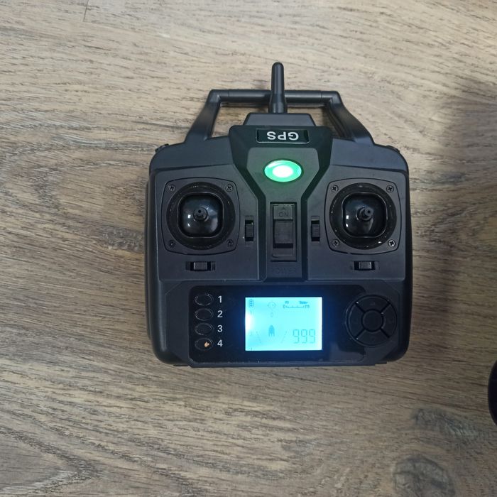 Прикормочний кораблик на  flaytec