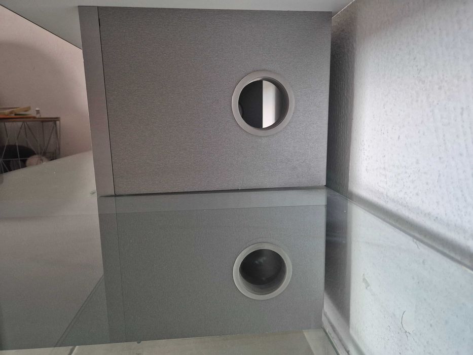 Móvel com Rodas de Suporte para TV em Alumínio e Vidro, como Novo