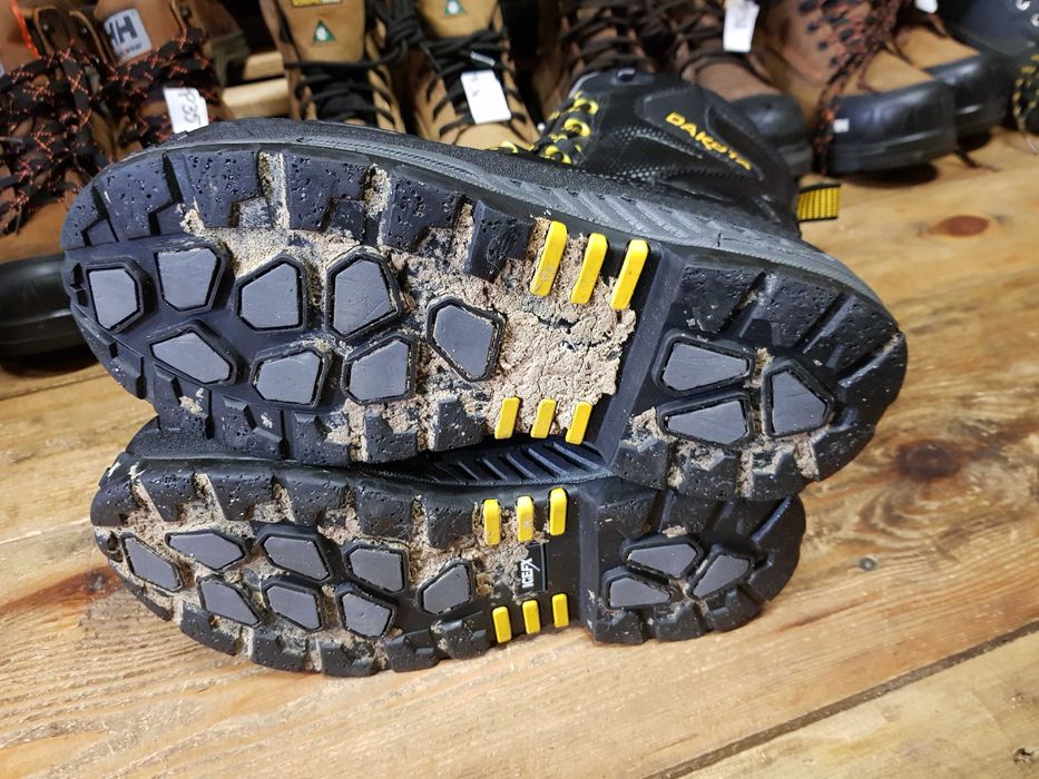 Buty robocze DAKOTA rozm 41 wkł 27 cm S3
