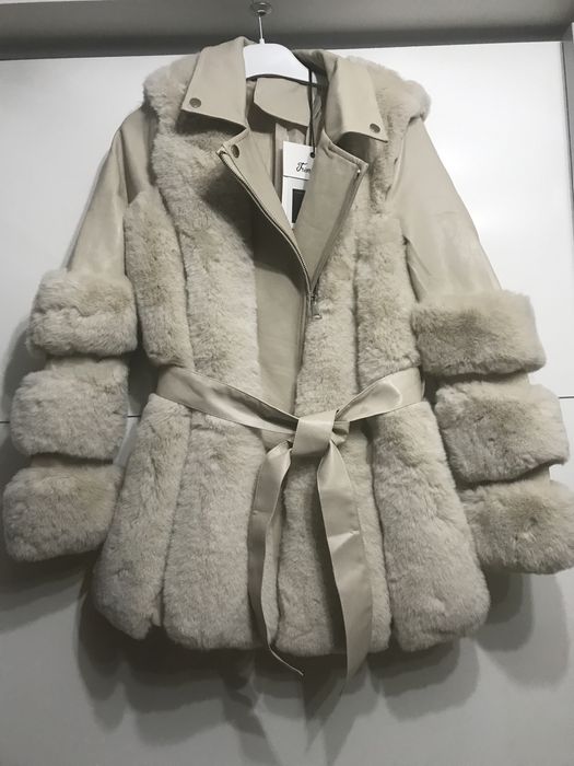 Futerko grube na zimę jesień i wiązane beżowe okazja super milutki