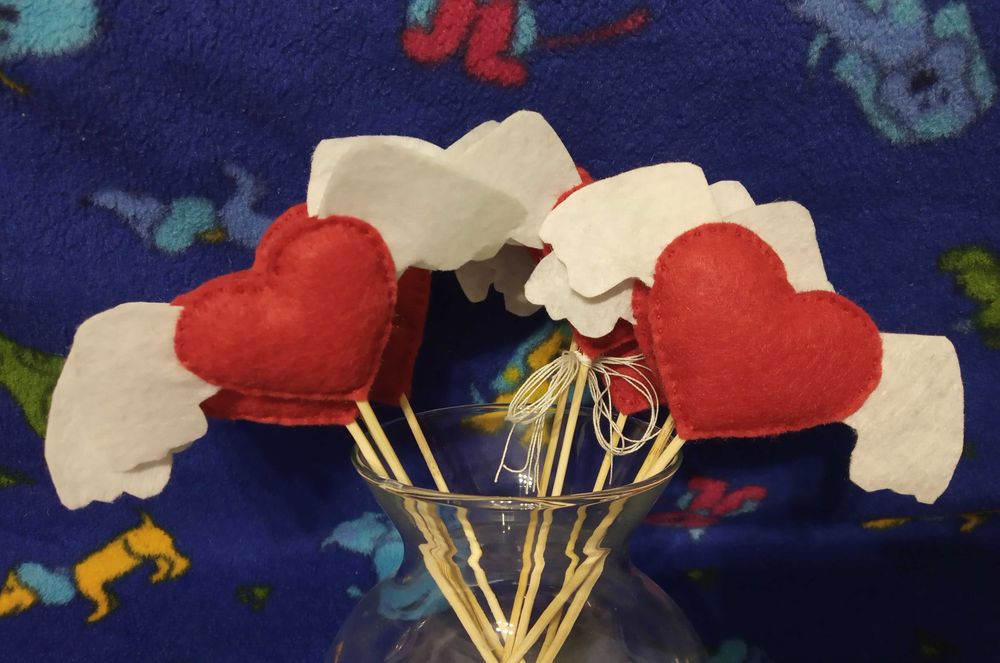 Сердце серце сердечко валентинка Валентина ангел на палочке