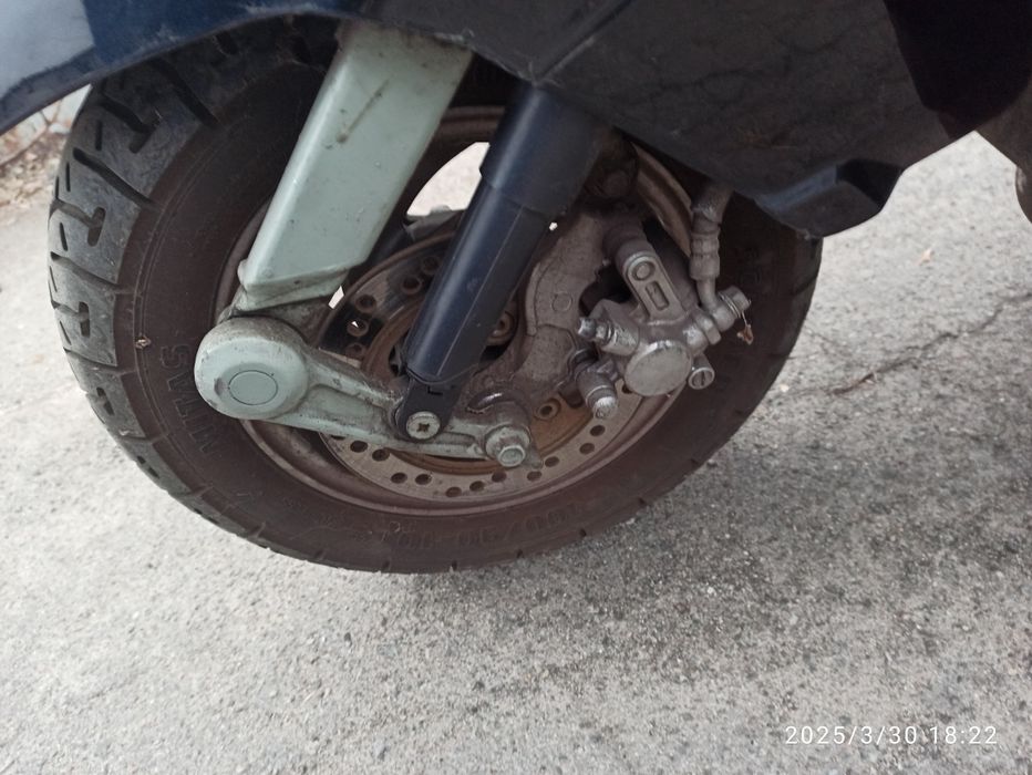 Скутер Honda Lead 90