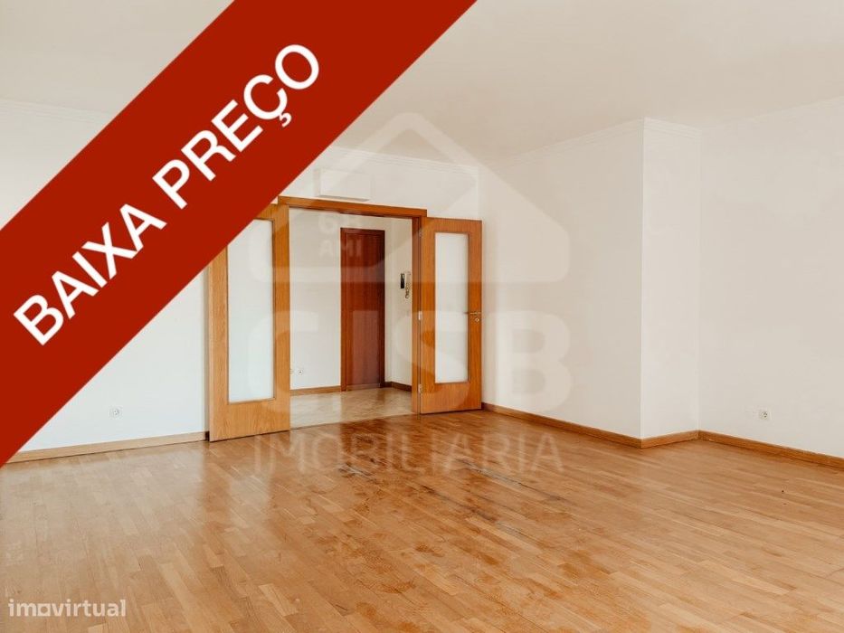 Apartamento T3 no Porto Alto