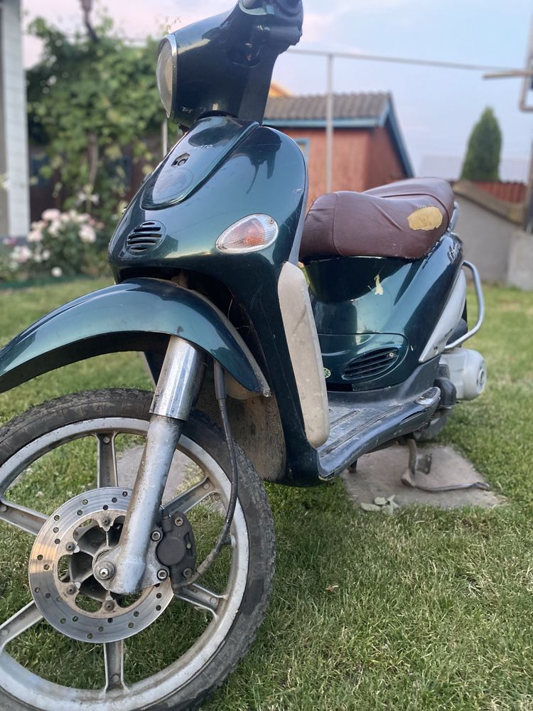 Мопед piaggio liberti 150